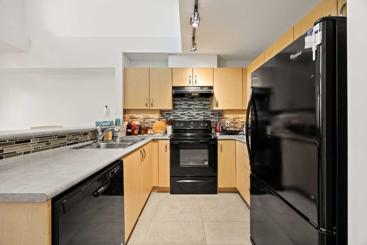 10838 City Parkway - Photo 10