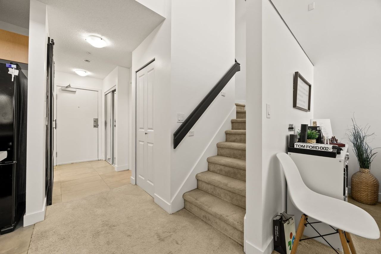 10838 City Parkway - Photo 14