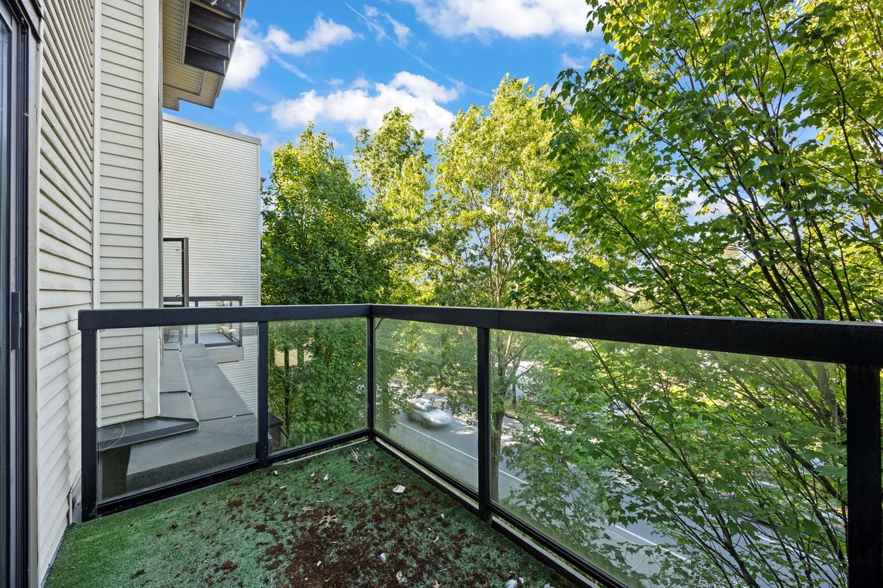 10838 City Parkway - Photo 15