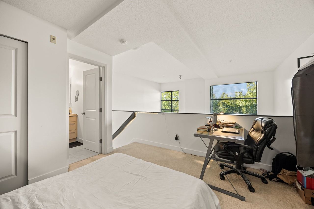 10838 City Parkway - Photo 17