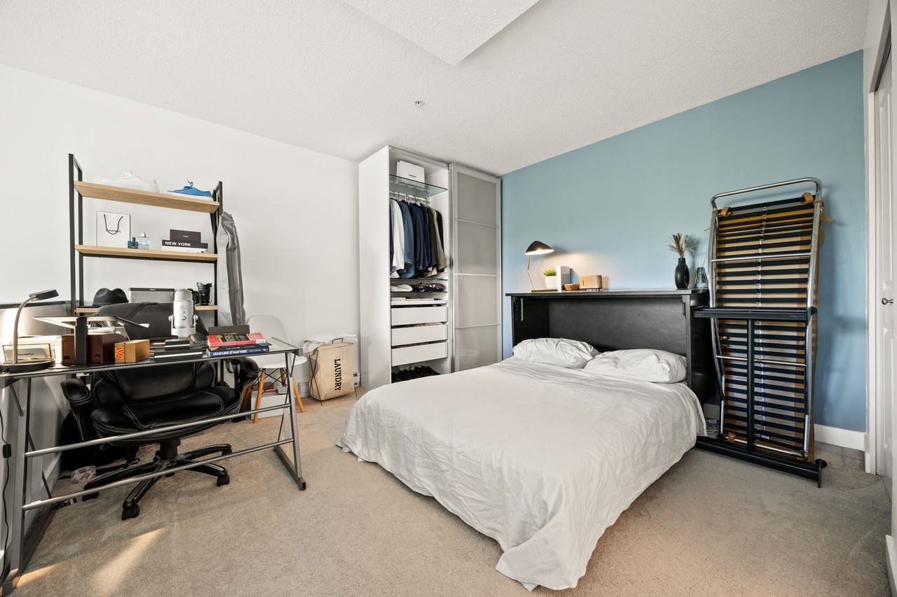 10838 City Parkway - Photo 18