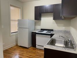 featured image of 950 N Lavergne Ave