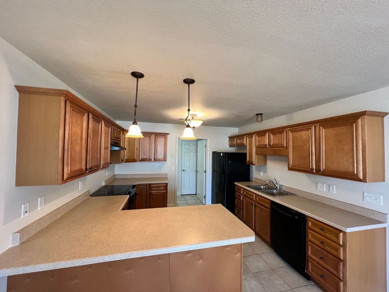 1001 Cassidy Dr - Photo 6 of 19