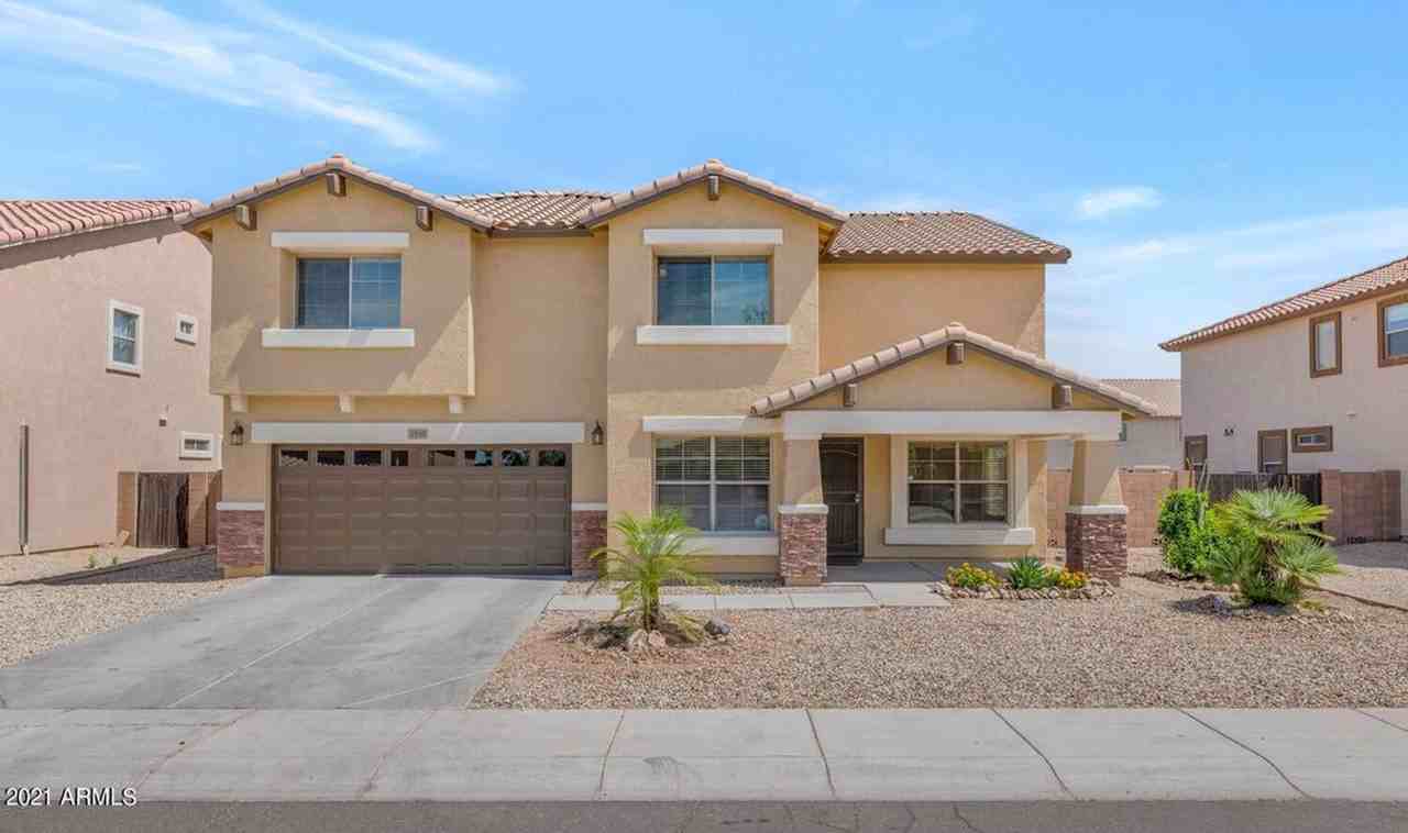 3116 W Pleasant Ln