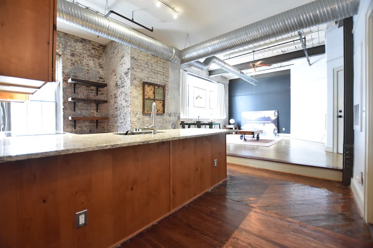 401 E 4th St #305 - Photo 6 of 24
