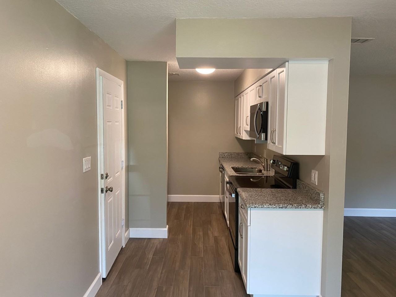 3052 Unkaterri Ln - Photo 6 of 21