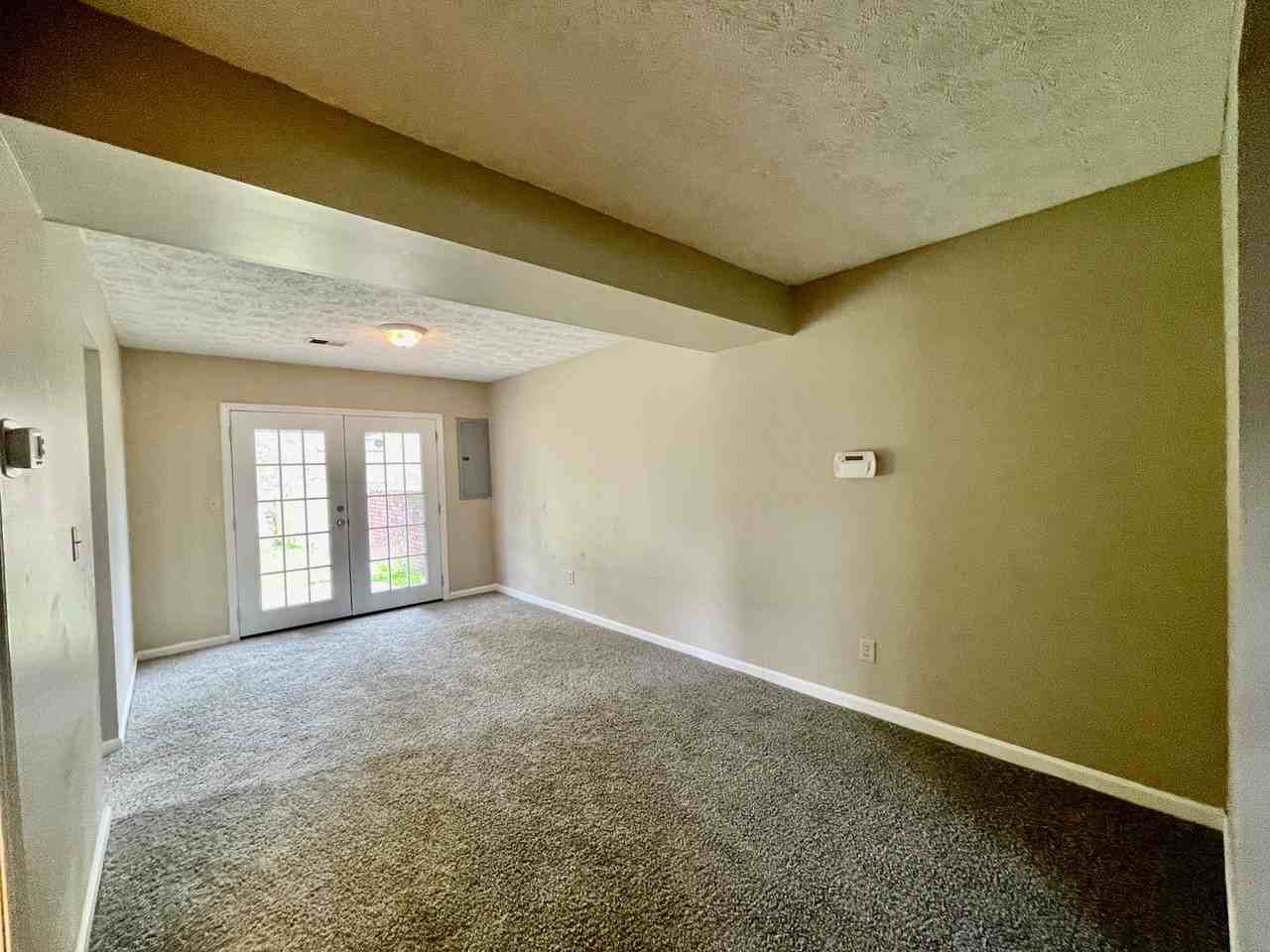 404 Whispering Hills Dr - Photo 7 of 13