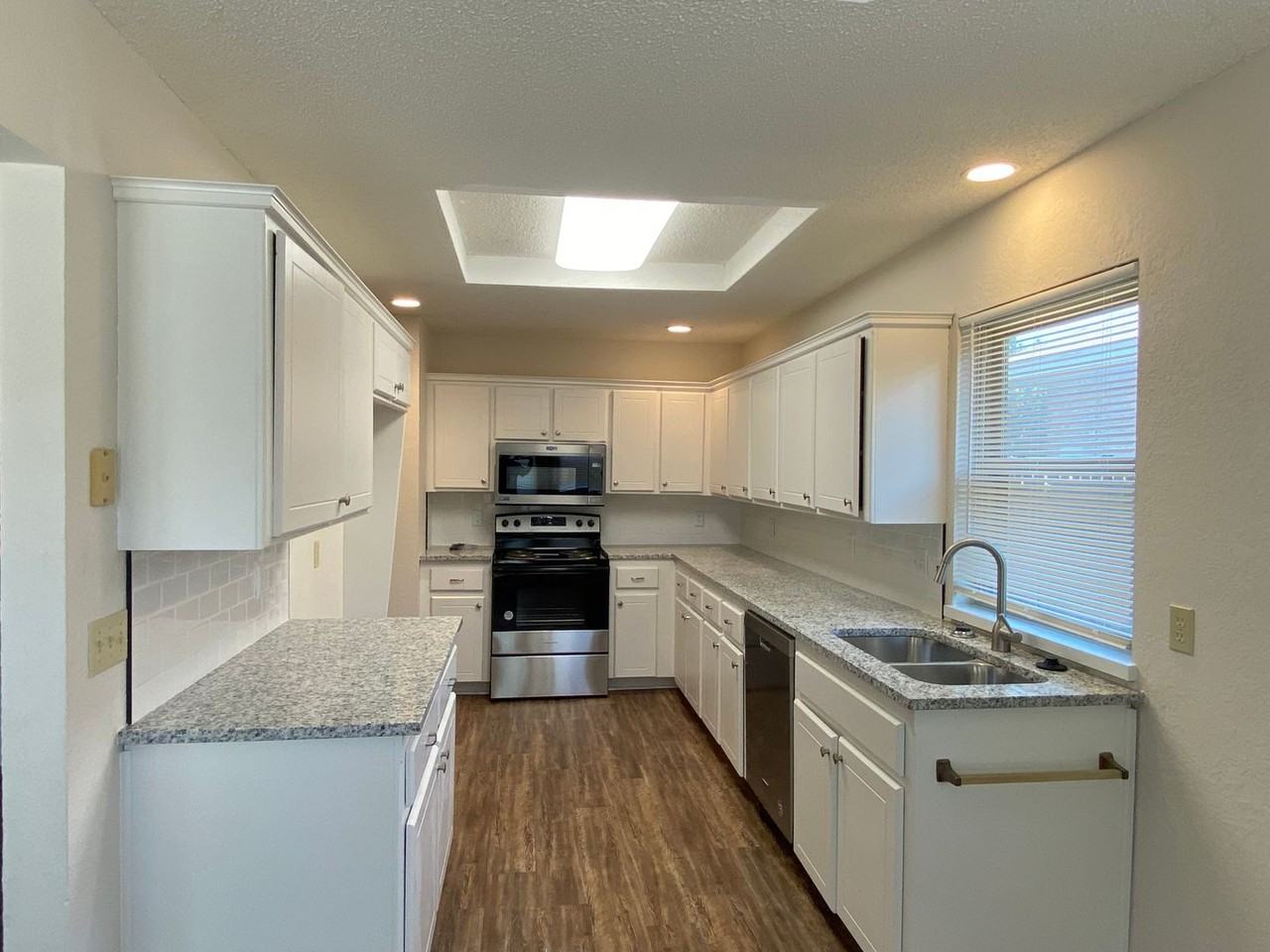 1708 De Vita Rd - Photo 2 of 19