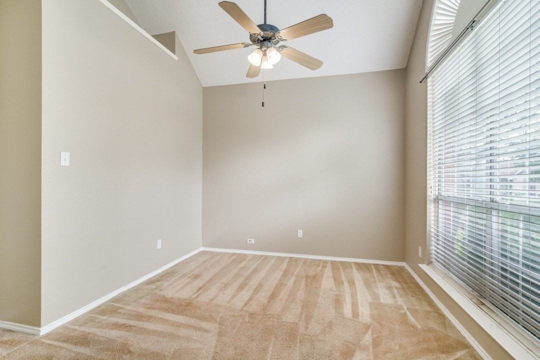 1806 Pendleton Rd - Photo 4 of 25