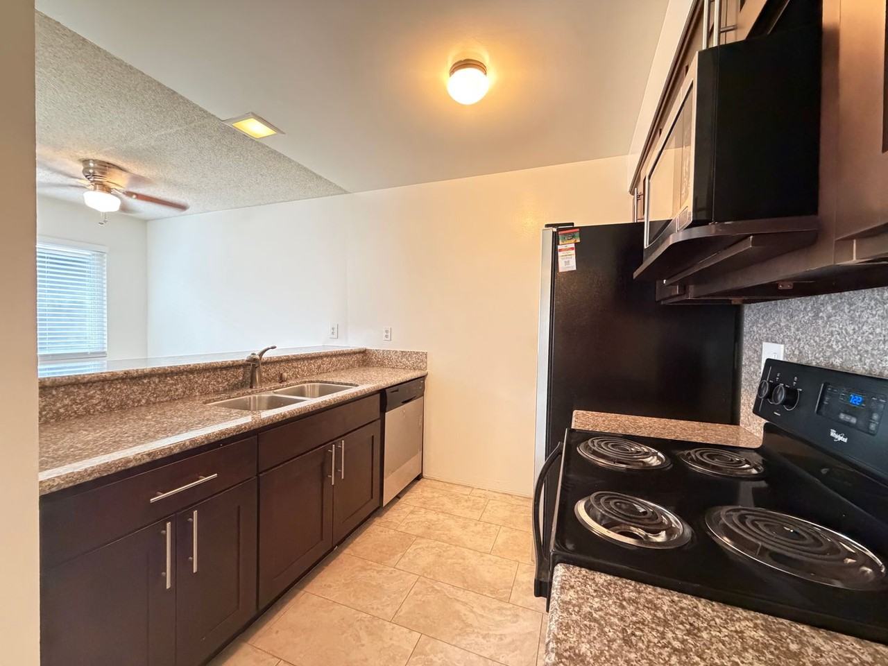 4115 Hilaria Way #D - Photo 4 of 9