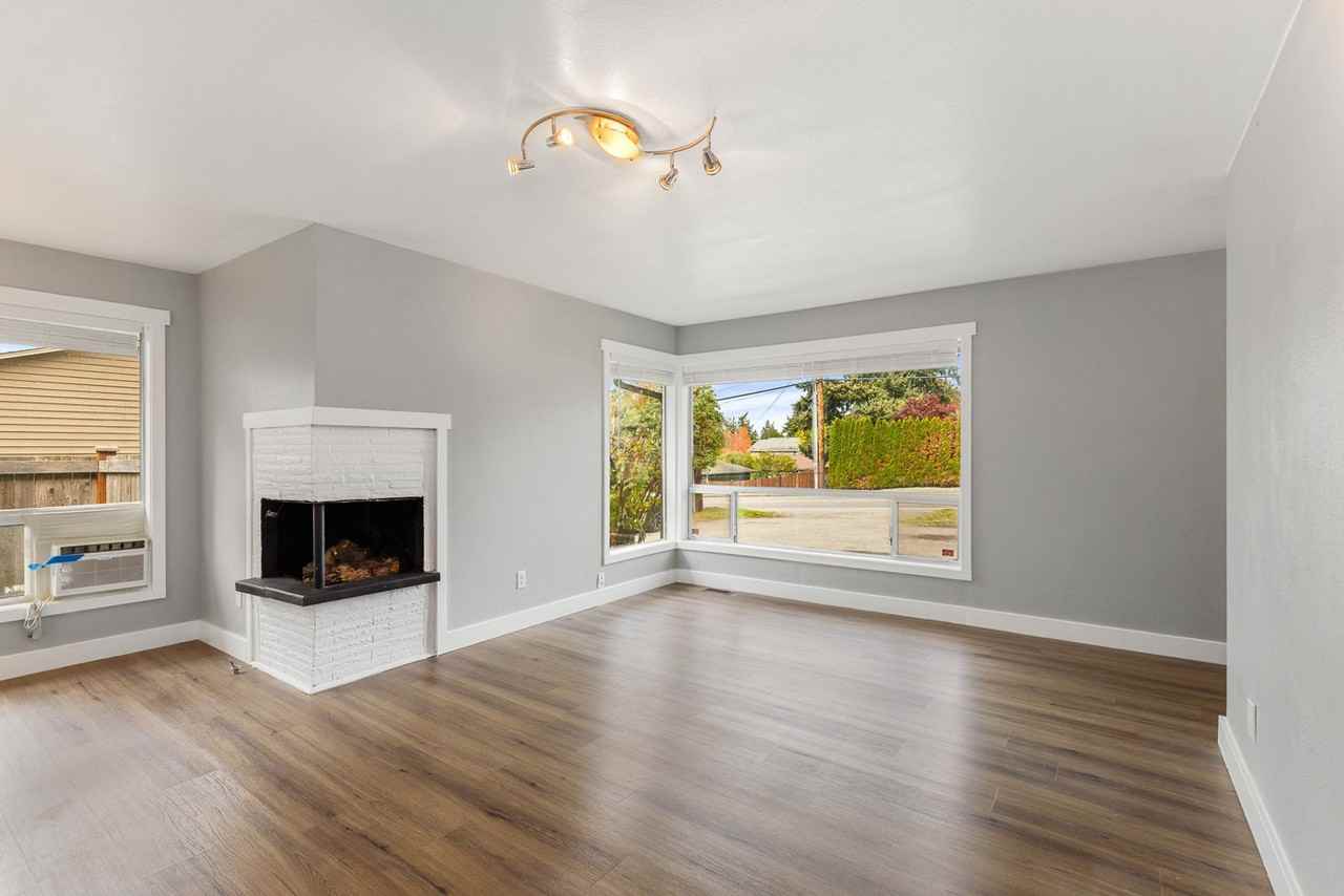 3910 148th St Sw - Photo 4 of 27