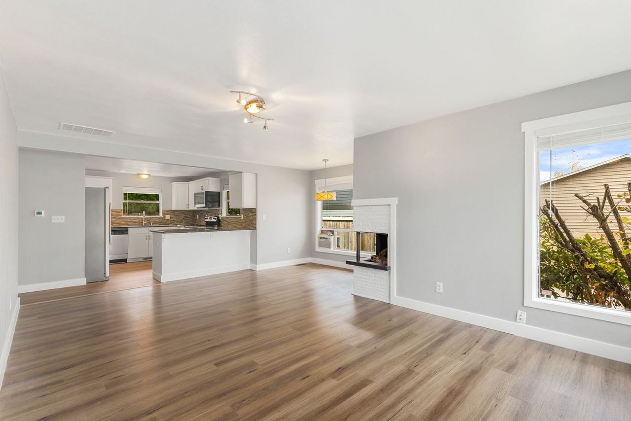 3910 148th St Sw - Photo 5 of 27