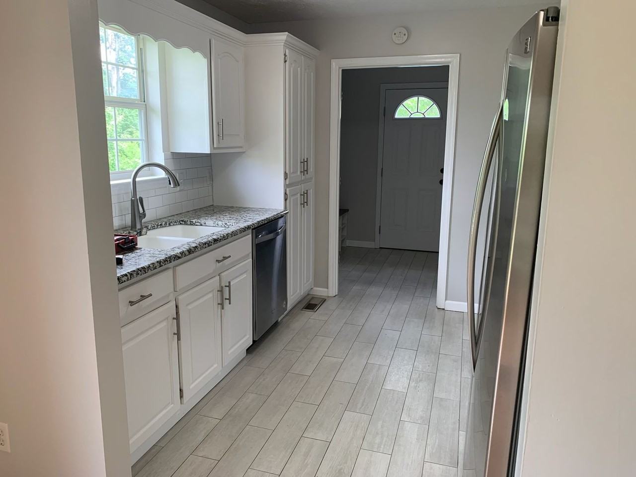9307 Bill Reed Rd - Photo 3 of 20
