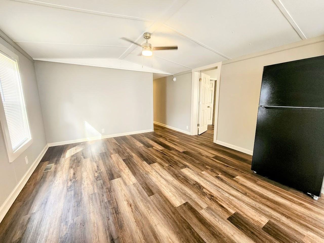 111 Elizabeth City Dr - Photo 2 of 11