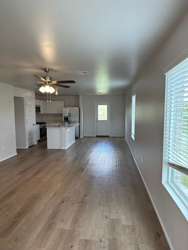 9705 Gray Wolf Ln - Photo 5 of 22