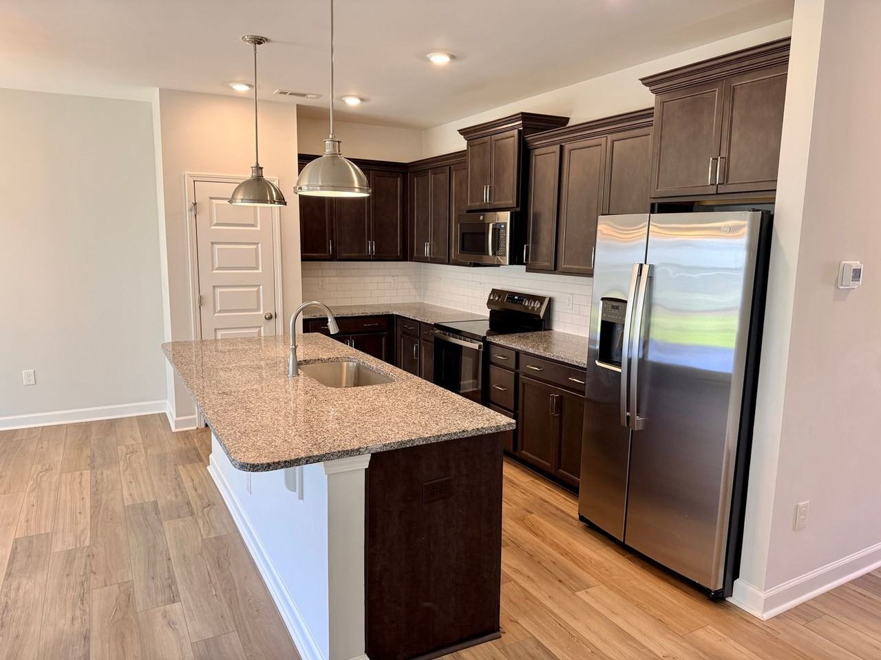87 Ripple Way - Photo 3 of 15
