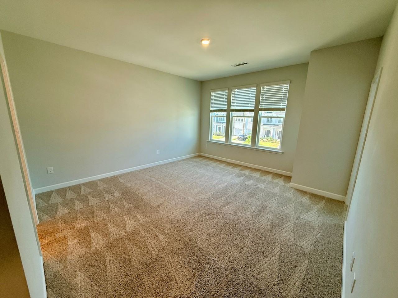 87 Ripple Way - Photo 6 of 15