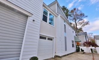 613 Lake Dr - Photo 1 of 1