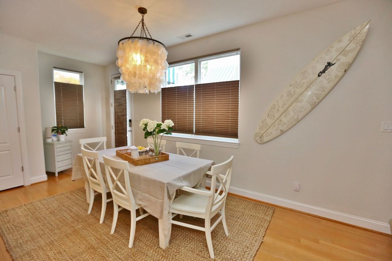 613 Lake Dr - Photo 7 of 43