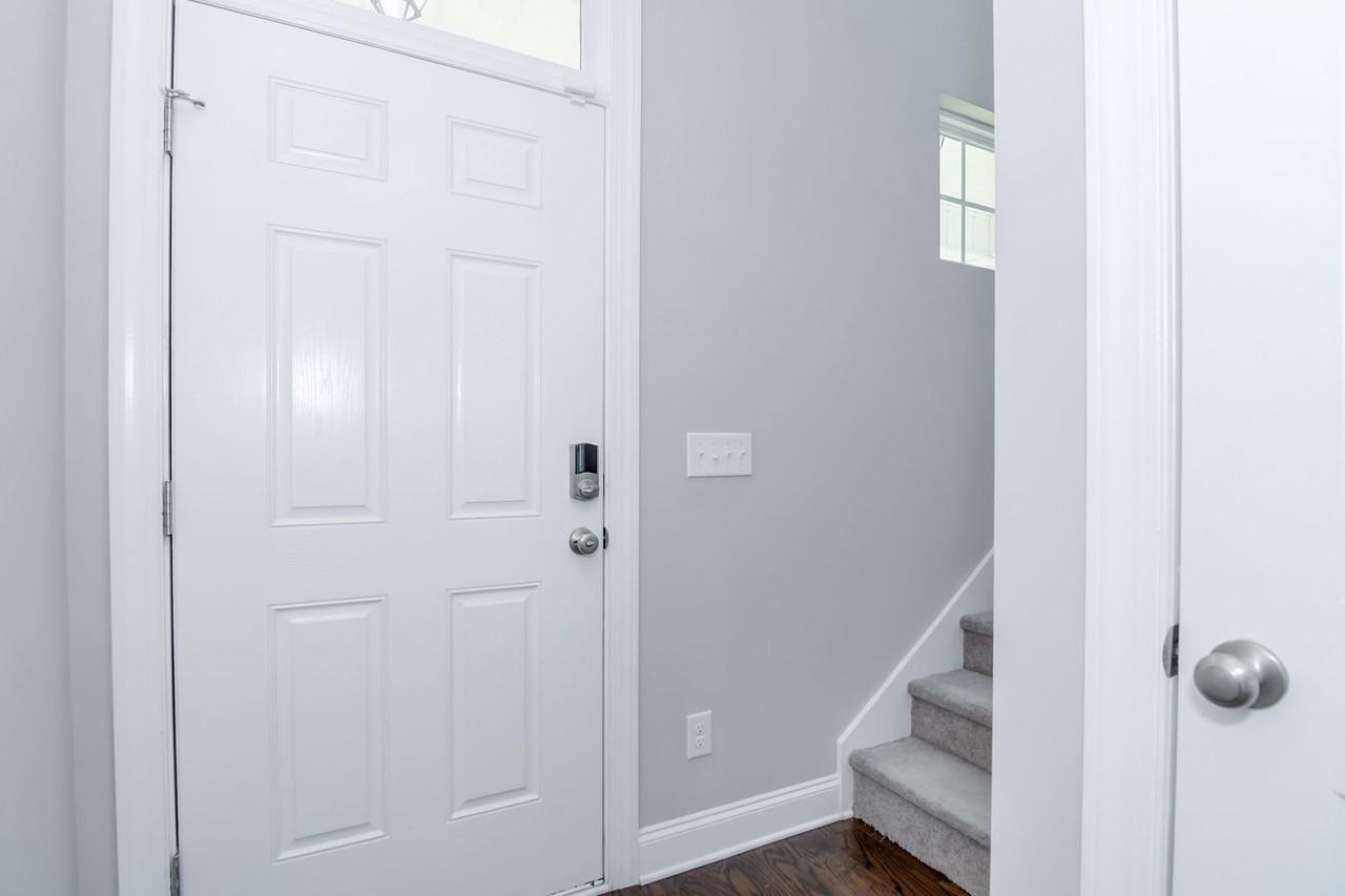 1247 Cobblefield Dr - Photo 5 of 35
