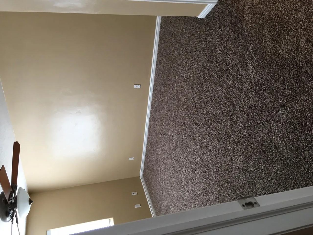 1306 W Indian Hills Dr #6 - Photo 4 of 13