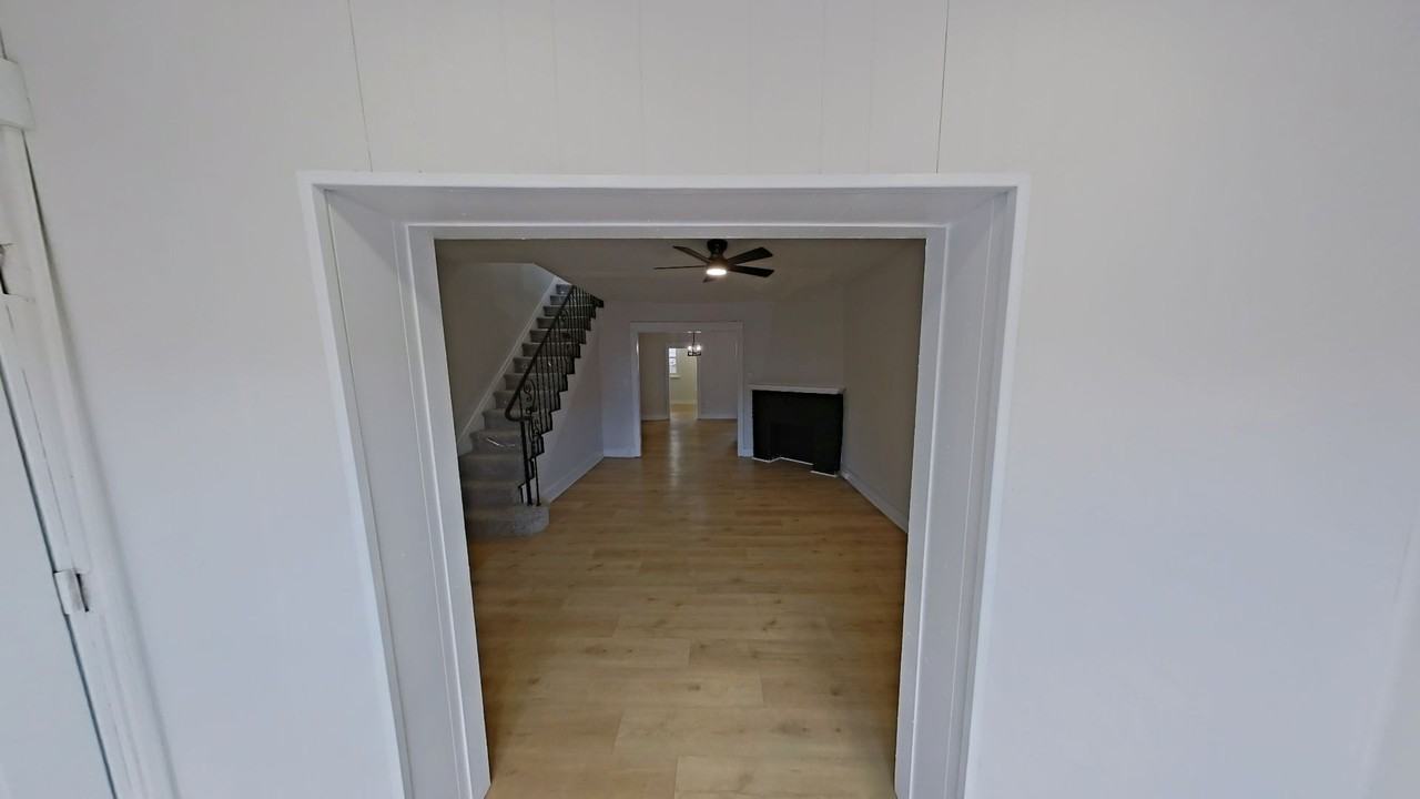 6510 Paschall Ave - Photo 3 of 11