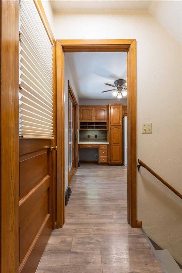 7221 Lexington Ave - Photo 7 of 37
