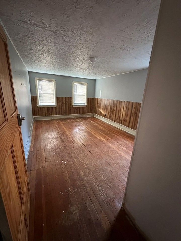 1846 Walnut Bottom Rd - Photo 5 of 7