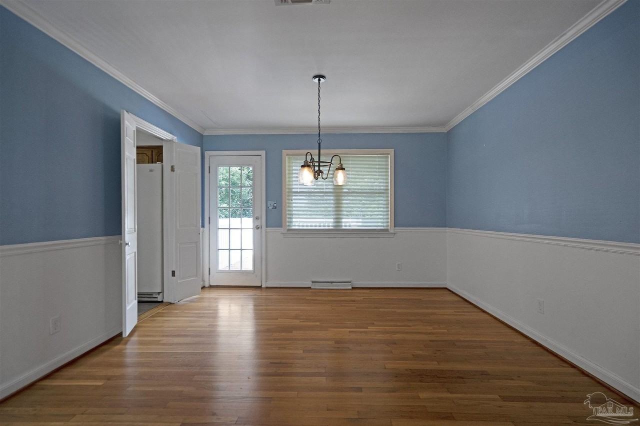 3660 Molaree Dr - Photo 6 of 28