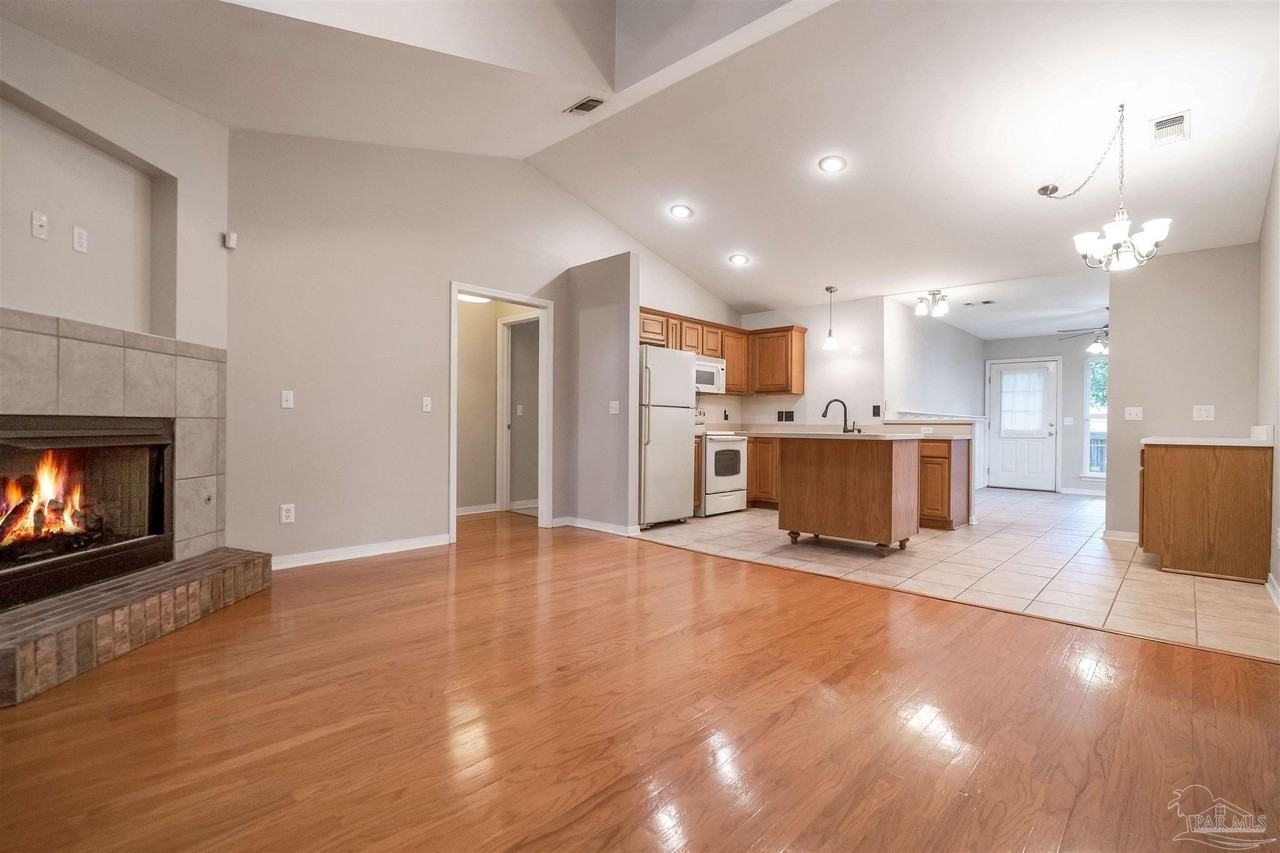9150 Stillbridge Ln - Photo 2 of 20