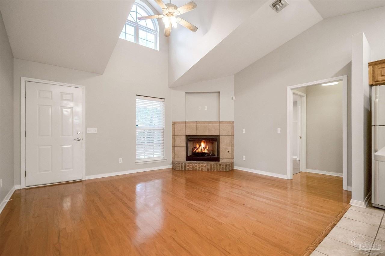 9150 Stillbridge Ln - Photo 3 of 20