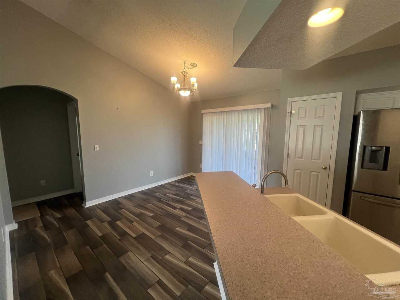 5072 Terra Lake Cir - Photo 5 of 36