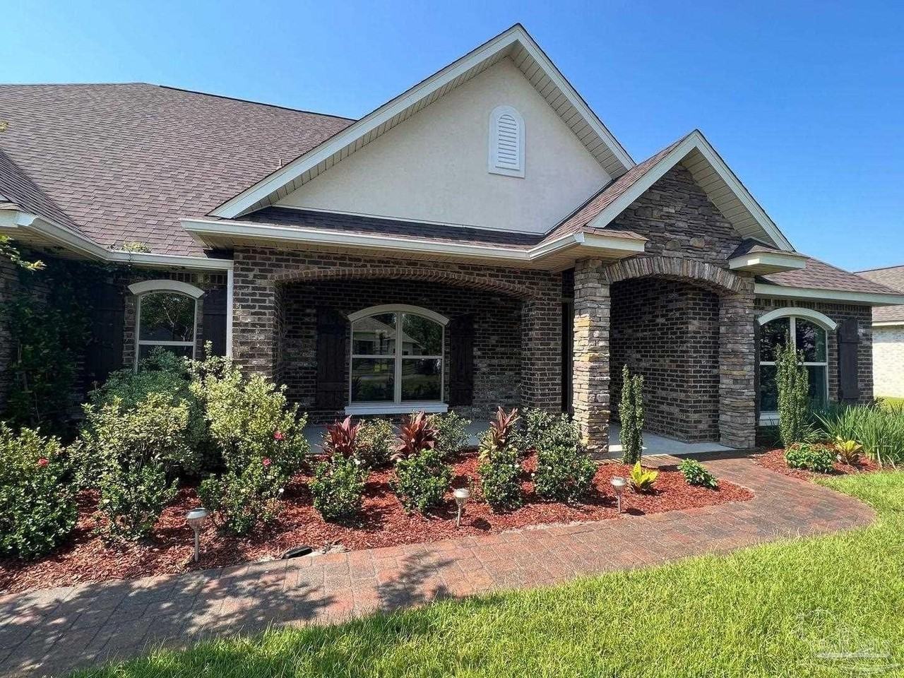 5148 Sandy Shores Dr - Photo 3 of 49