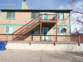 featured image of 2516 Glen View Ave #A
