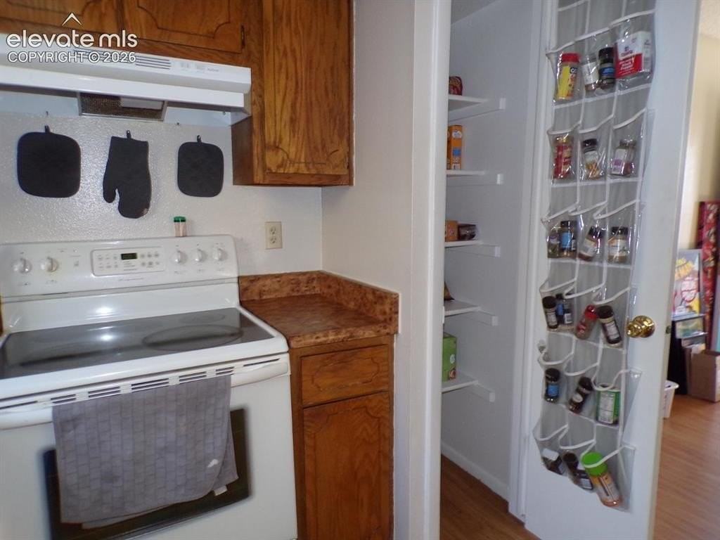 2516 Glen View Ave #A - Photo 4 of 10