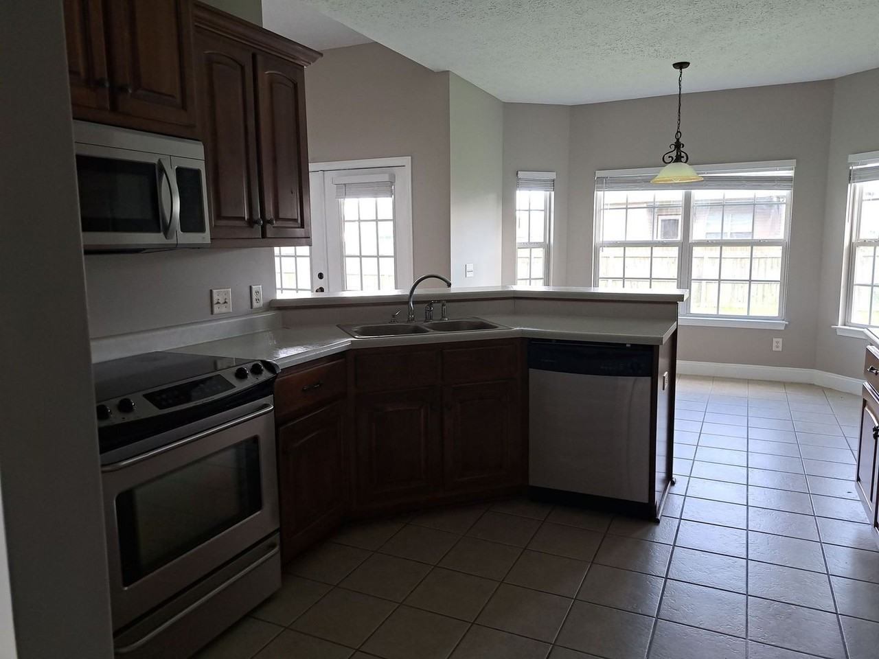5436 Blue Dog Rd - Photo 7 of 26