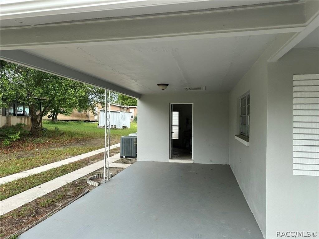 68 S Columbus St - Photo 3 of 18