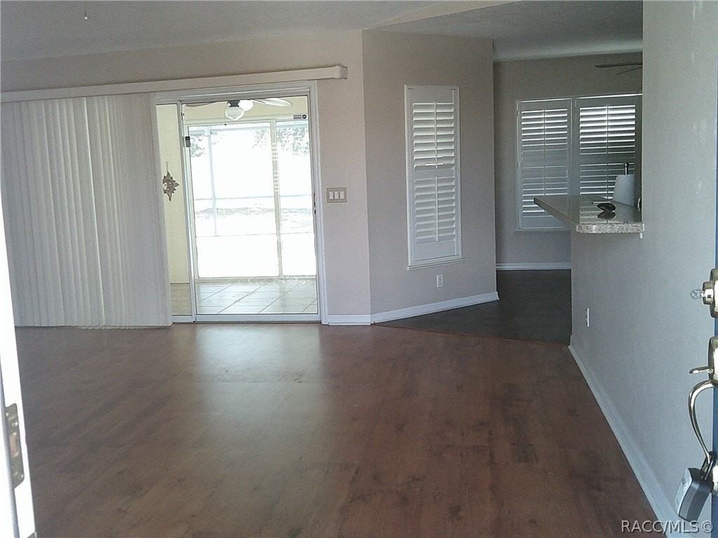 1035 S Brookfield Dr - Photo 5 of 25