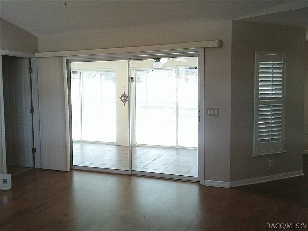 1035 S Brookfield Dr - Photo 6 of 25