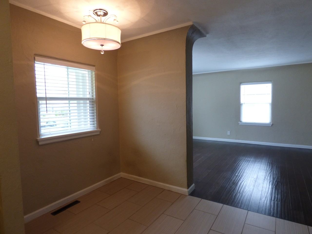 1655 S Columbine St - Photo 5 of 29
