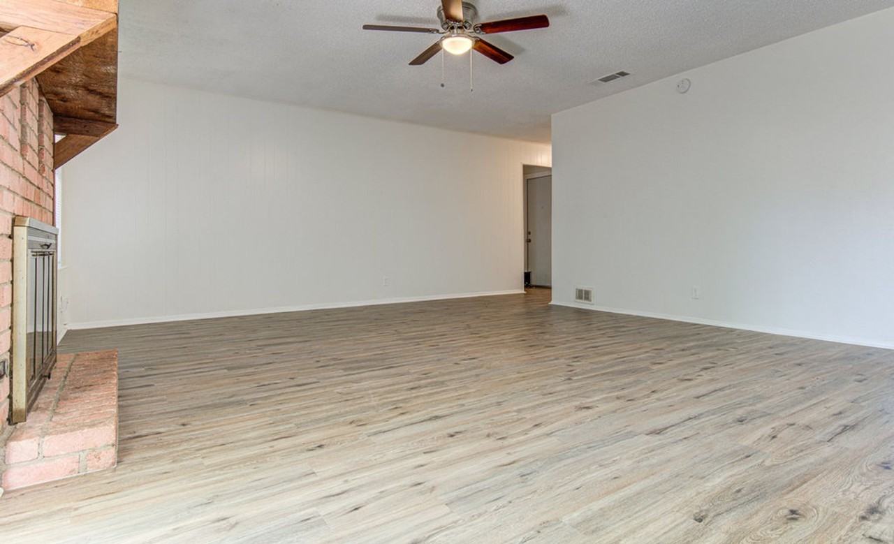 10105 Woodland Village Dr - Photo 4 of 22