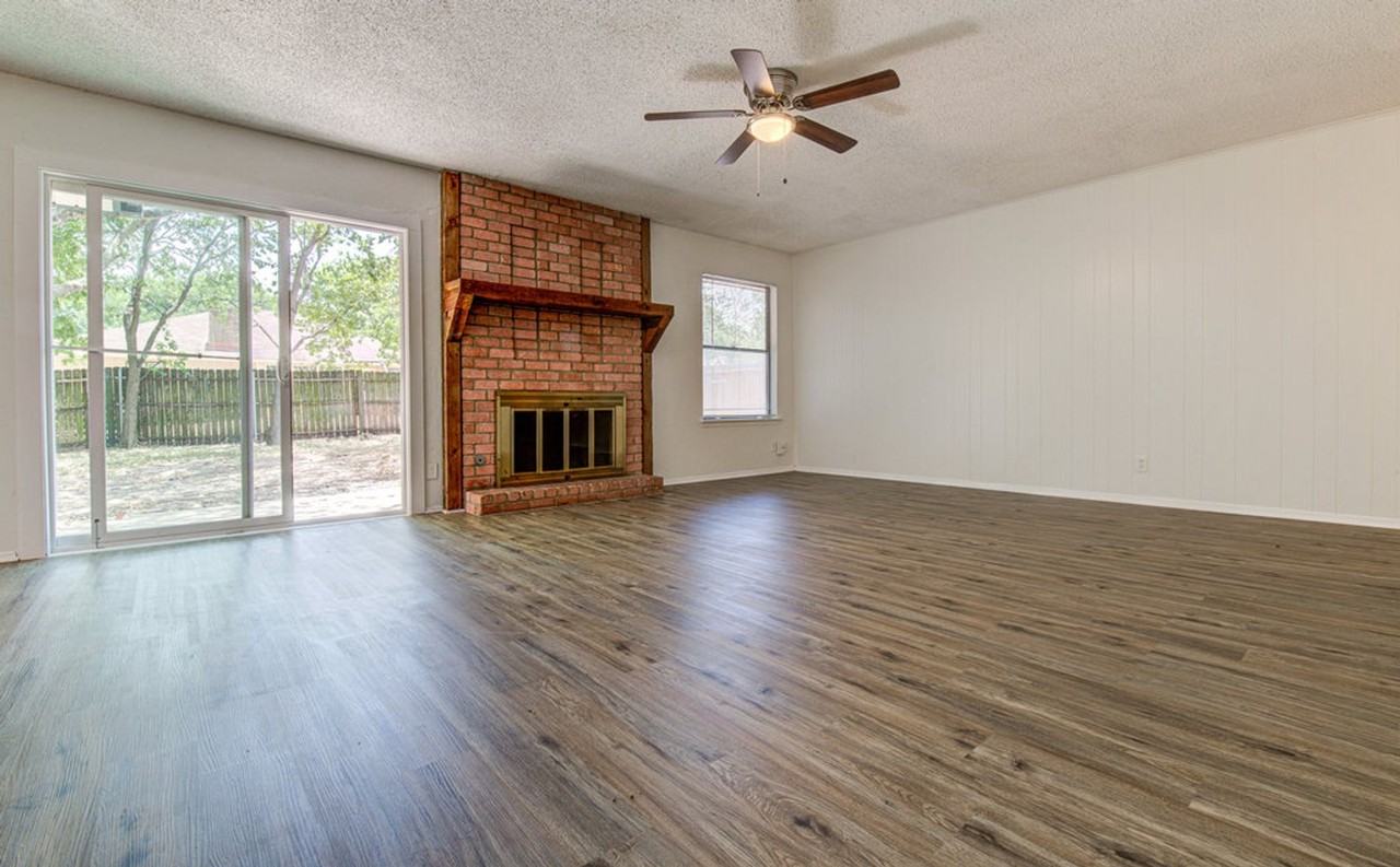 10105 Woodland Village Dr - Photo 5 of 22