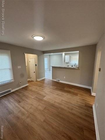 13614 Montrose St - Photo 5 of 20
