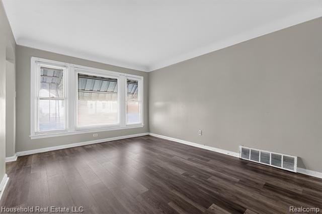 6370 Brace St - Photo 7 of 15