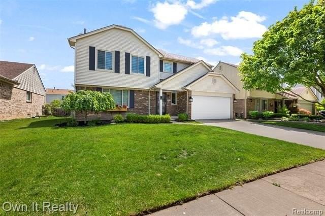 365 Princeton Dr - Photo 2 of 43