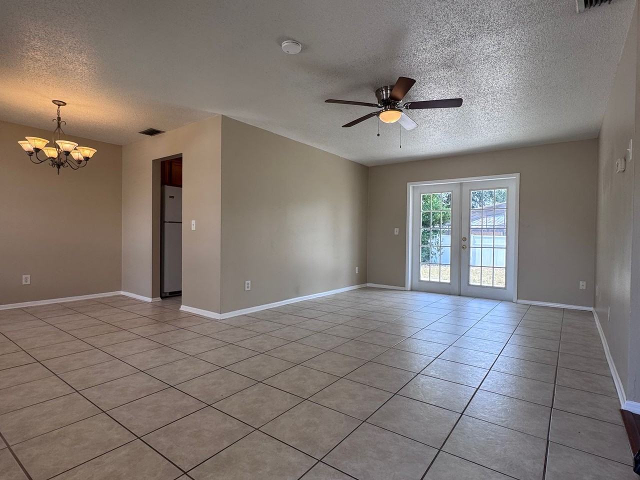 540 El Dorado Way - Photo 4 of 16