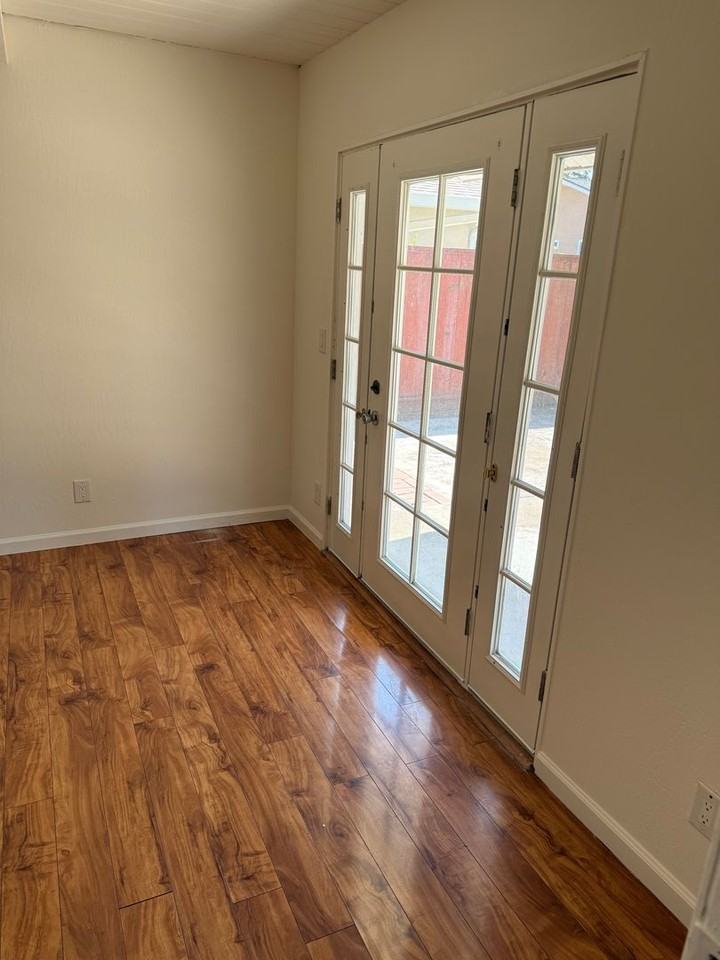 3893 Clough Ave - Photo 7 of 25
