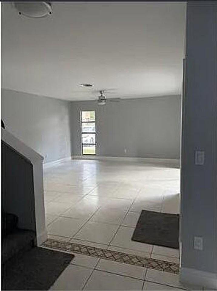 4905 Alder Dr - Photo 4 of 15