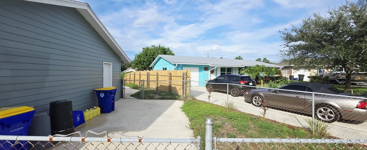 2331 Ne 15th Ct - Photo 6 of 24