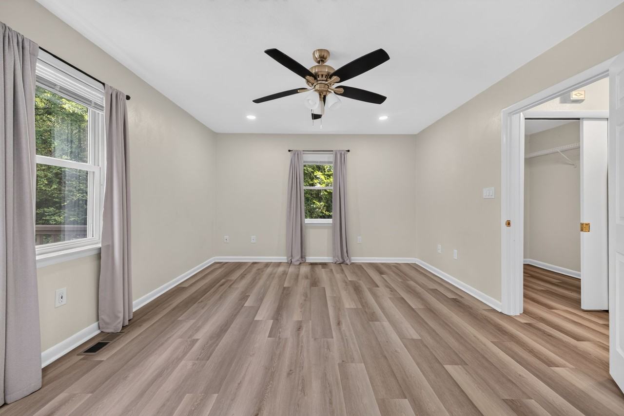 100 Hodges Manor Rd #2 - Photo 3 of 15